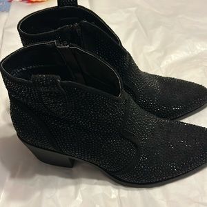 Pierre Dumas women’s Wilder-26 black rhinestone chunky heel ankle bootie.
